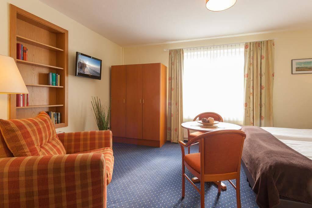 Hotel Am See Baabe Exterior photo